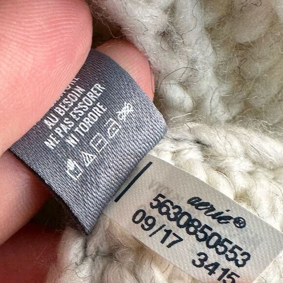 Aerie Cream Cable Knit Cardigan - Picture 8 of 8